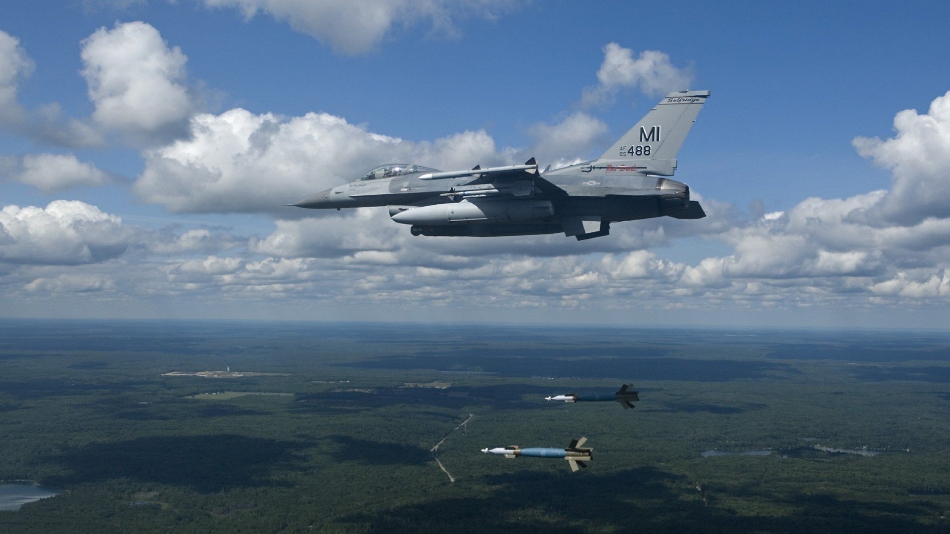 “运动舞蹈赛事:金牛区城北体育馆成为全球舞者展示实力的竞技场”