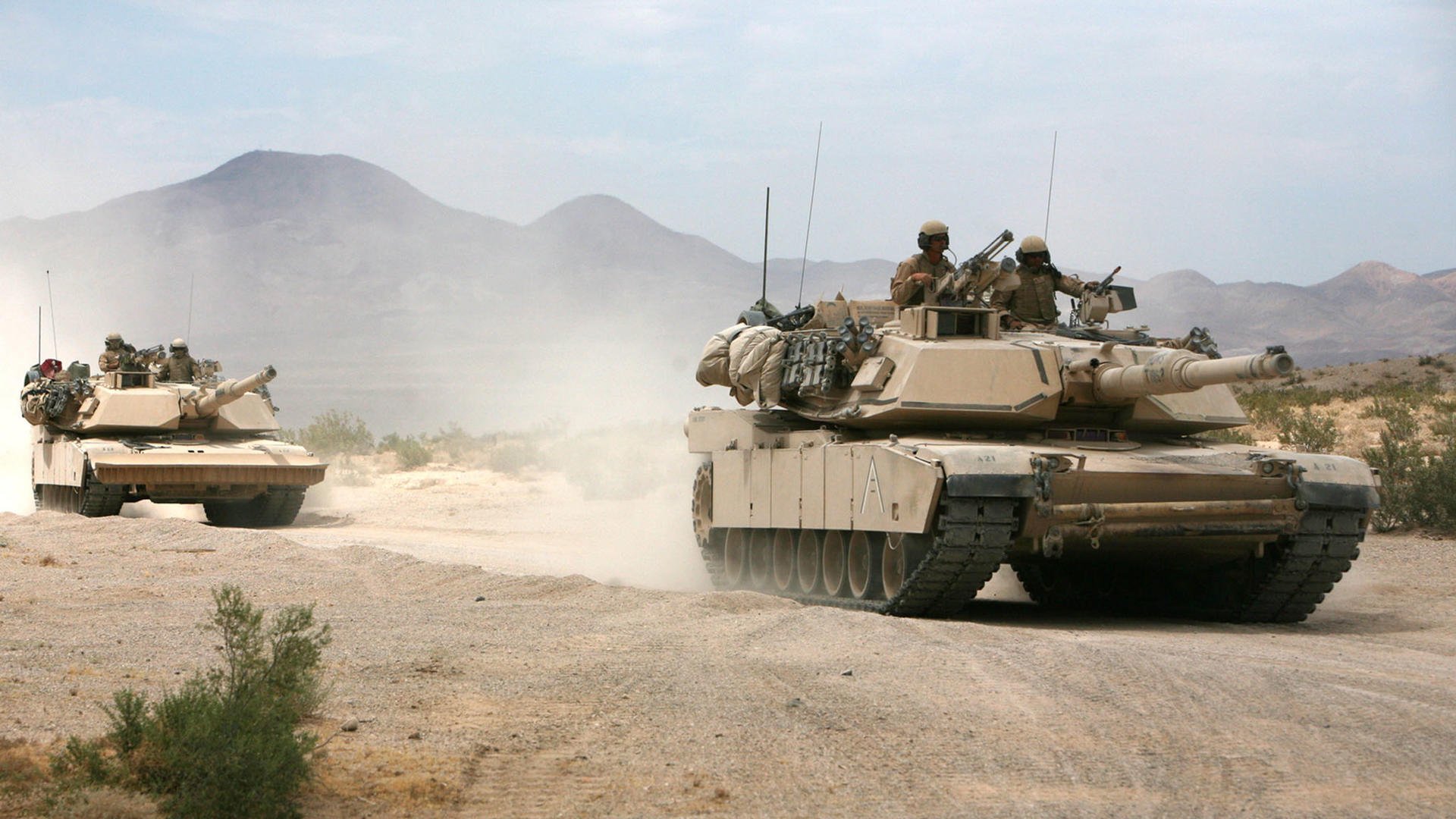 中国男篮训练服设计融入传统图案强化国家队文化认同,中国男篮服装