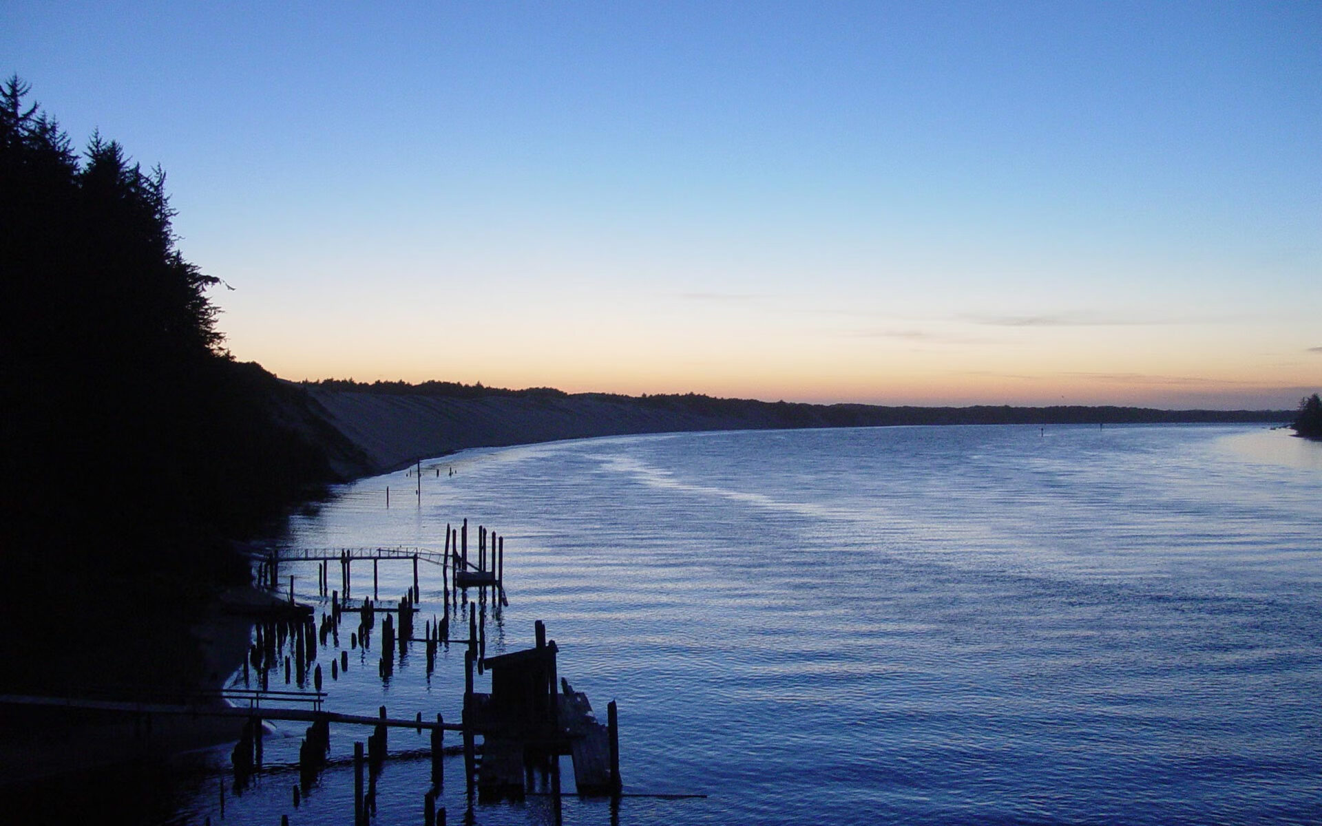 艾比·德尔福：南非羚羊队的防线主力，助力球队稳固后防